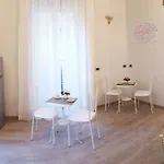 Obelisco ベッド・アンド・ブレックファスト ナポリ